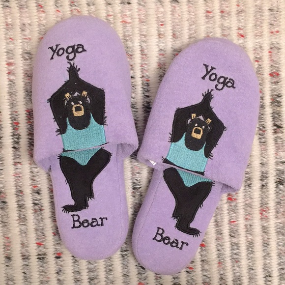 Hatley Yoga Bear Slippers - Picture 1 of 3